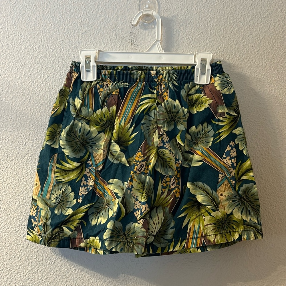 No brand two pack Hawaiian style shorts size 8